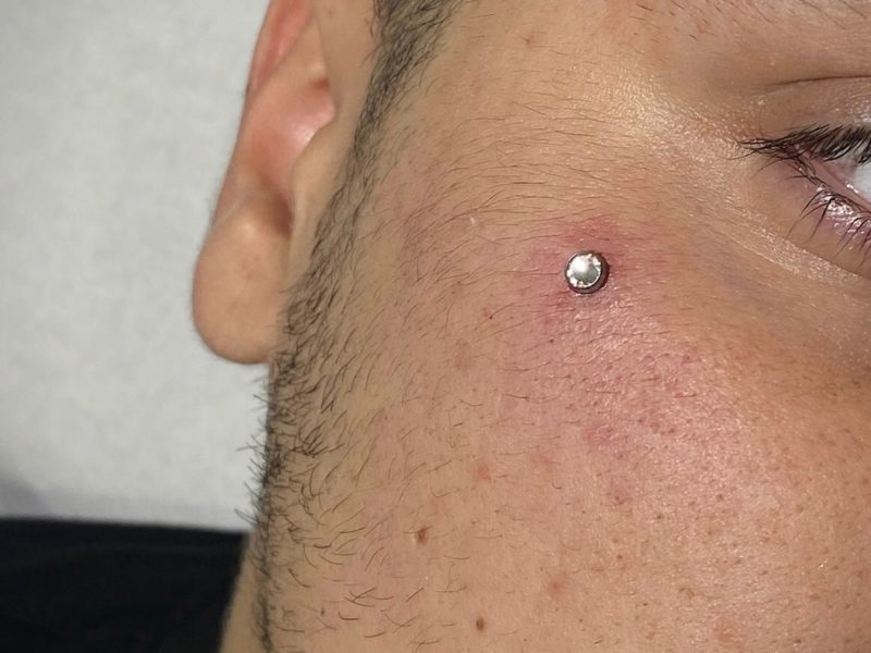 Piercing 108